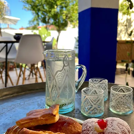 Bed & Breakfast Sustai Càbras