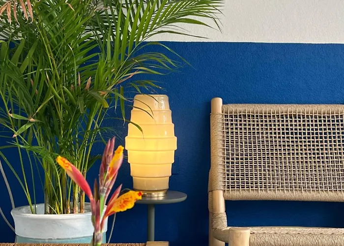 Bed and breakfast Sustai 3*