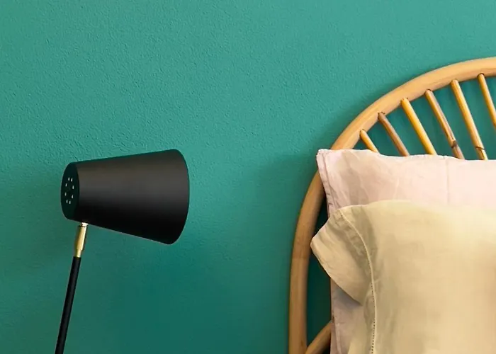 Bed and breakfast Sustai 3*