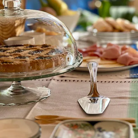 Su Stai Bed & Breakfast 3*